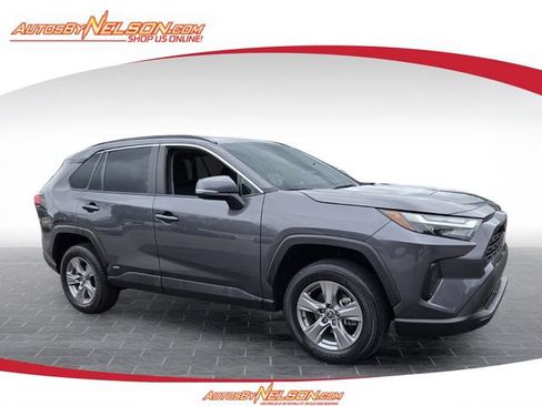 Used 2024 Toyota RAV4 XLE AWD/4WD image 1