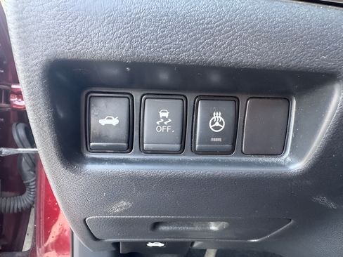 Used 2017 Nissan Maxima SR w/ Interior Lighting Package FWD image 22