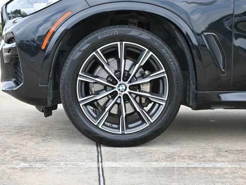Used 2023 BMW X5 sDrive40i w/ M Sport Package RWD image 29
