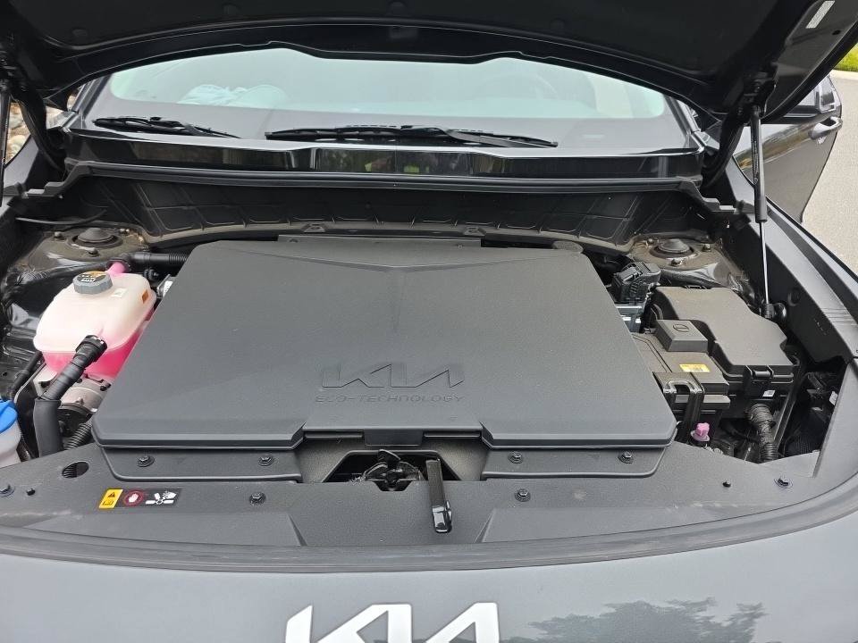 Certified 2023 Kia Niro Wind FWD image 6