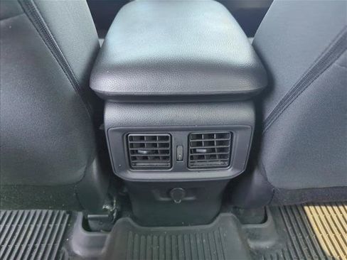 Certified 2025 Toyota RAV4 LE FWD image 23