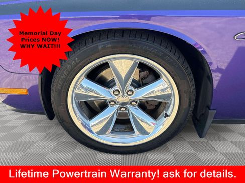 Used 2014 Dodge Challenger R/T RWD image 30