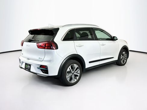 Used 2022 Kia Niro EX FWD image 9