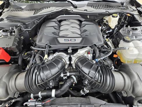 Used 2024 Ford Mustang GT Premium image 29