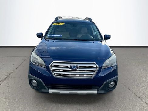 Used 2017 Subaru Outback 2.5i Limited AWD/4WD image 2
