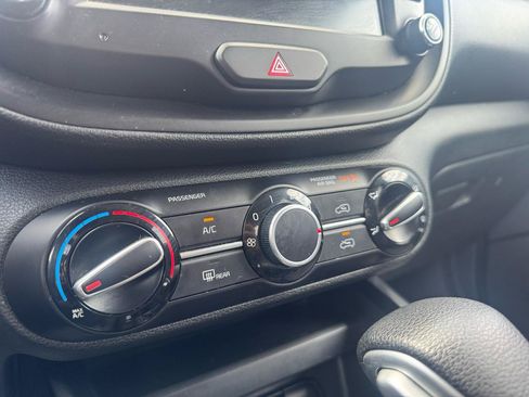 Used 2022 Kia Soul LX w/ Technology Package FWD image 52