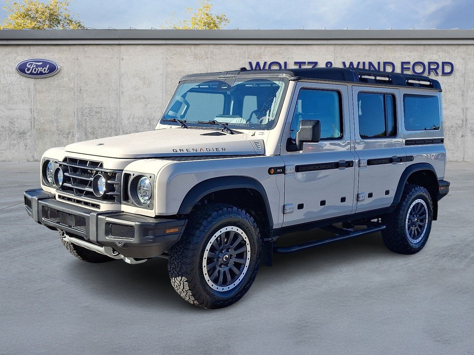 Used 2024 INEOS Grenadier Station Wagon AWD/4WD image 3