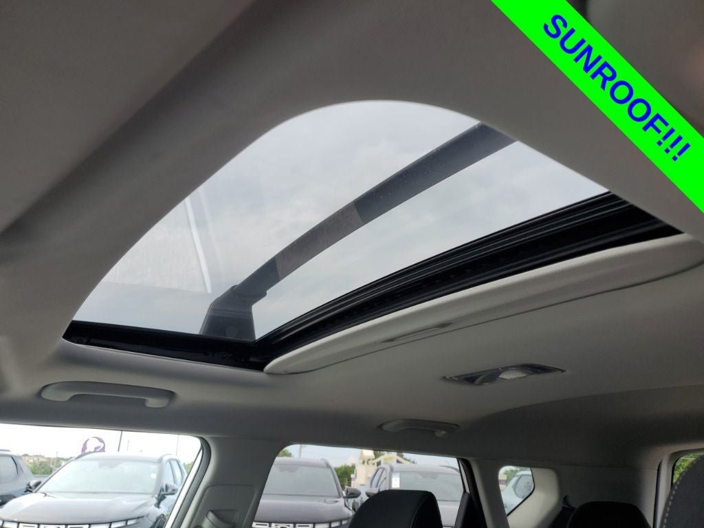 Used 2024 Kia Soul EX FWD image 2