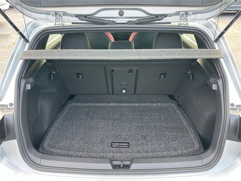 Used 2024 Volkswagen GTI SE image 30