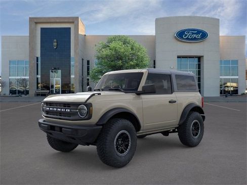 New 2025 Ford Bronco 2-Door w/ Sasquatch Package image 1