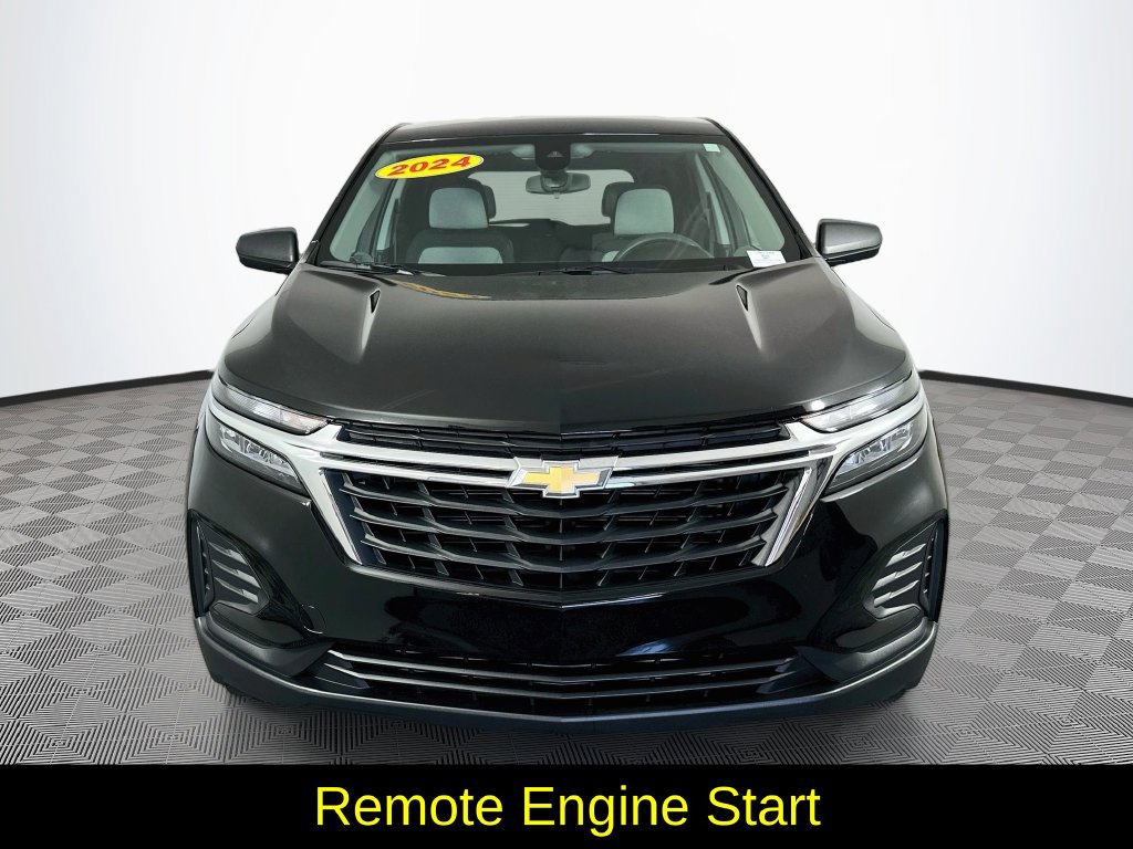 Used 2024 Chevrolet Equinox LS w/ LS Convenience Package AWD/4WD image 4