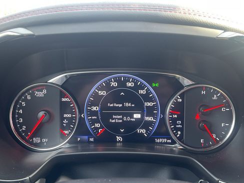 Used 2025 Chevrolet Blazer RS image 20