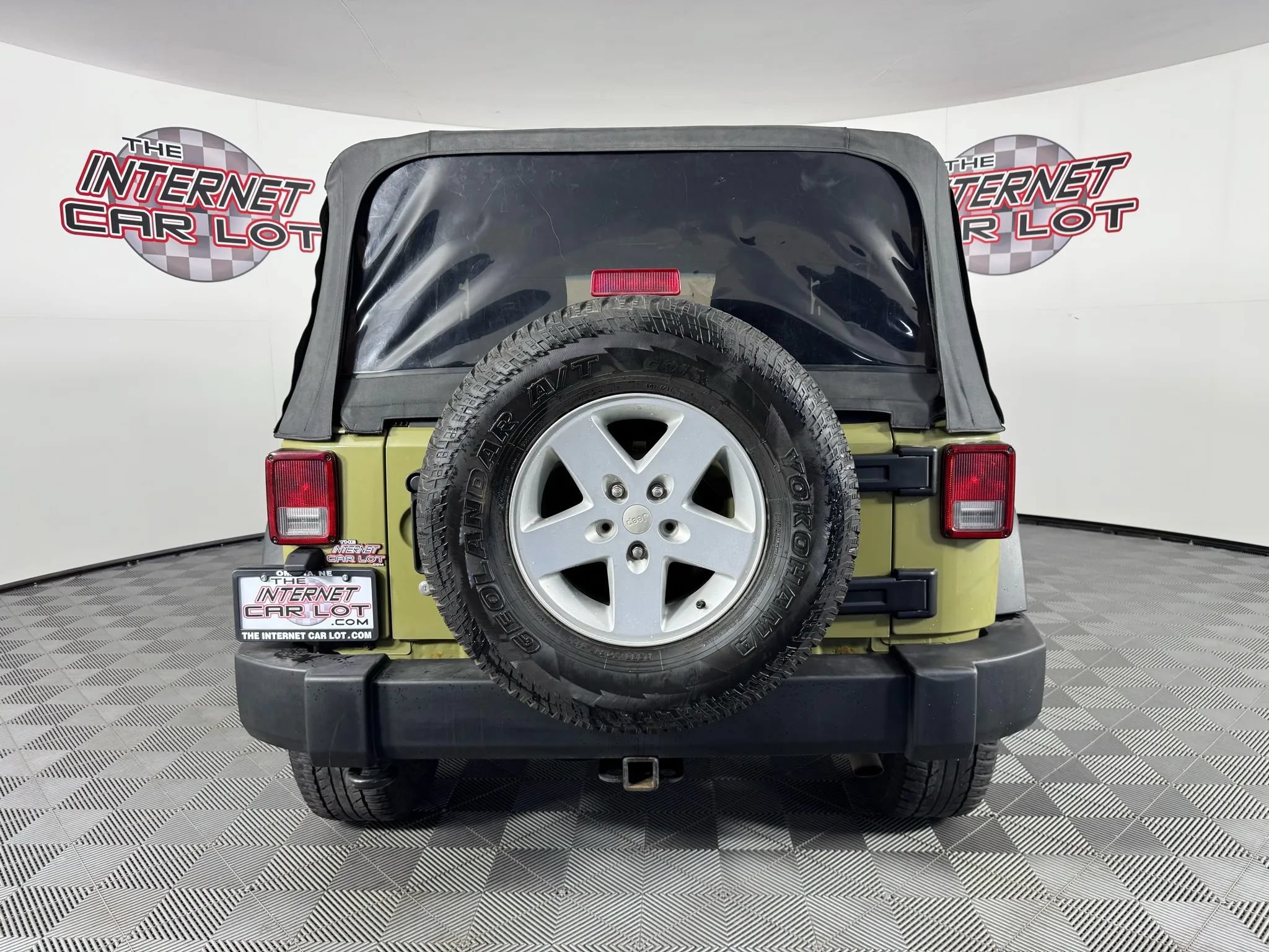 Used 2013 Jeep Wrangler Sport AWD/4WD image 6