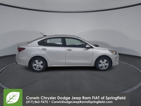 Used 2018 Kia Rio S FWD image 17