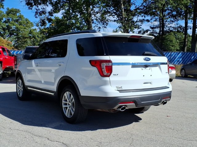 Used 2019 Ford Explorer XLT w/ Equipment Group 202A AWD/4WD image 6