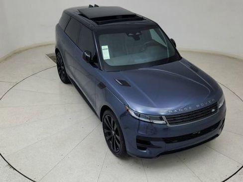 Used 2025 Land Rover Range Rover Sport SE image 80