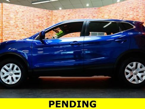 Used 2019 Nissan Rogue Sport S AWD/4WD image 4