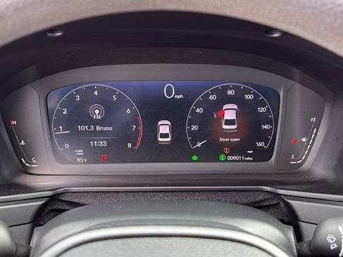 Used 2025 Honda Accord SE image 16