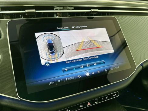 Used 2025 Mercedes-Benz E 350 Sedan image 14