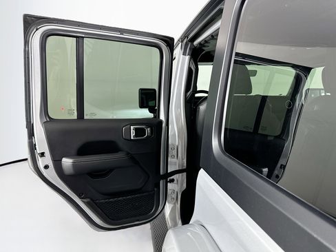 Used 2023 Jeep Wrangler Sahara w/ Cold Weather Group image 26