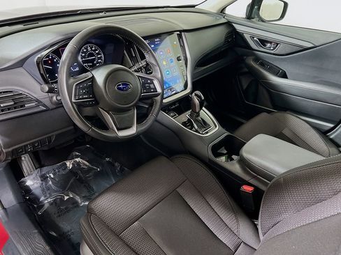Used 2025 Subaru Outback Premium AWD/4WD image 9