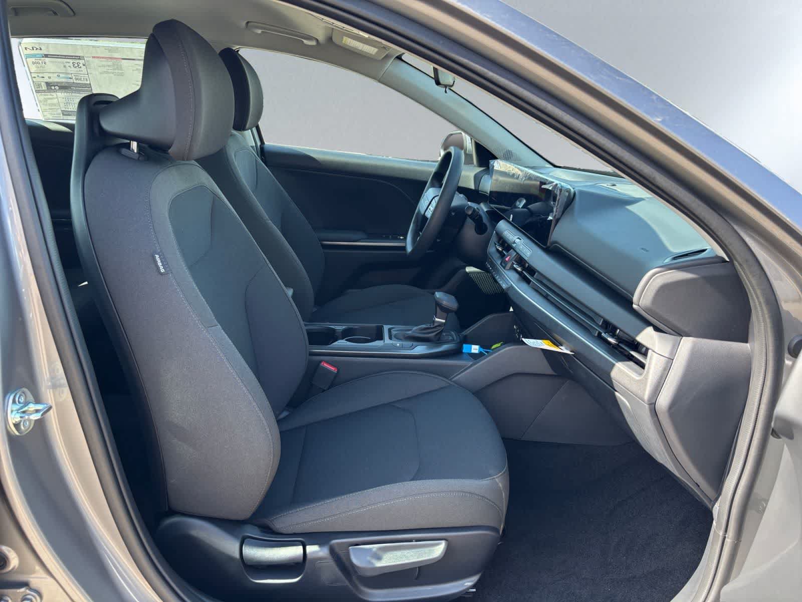 New 2026 Kia K4 FWD image 16