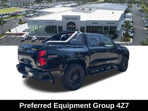 Used 2025 Chevrolet Colorado Z71 w/ Midnight Edition image 3