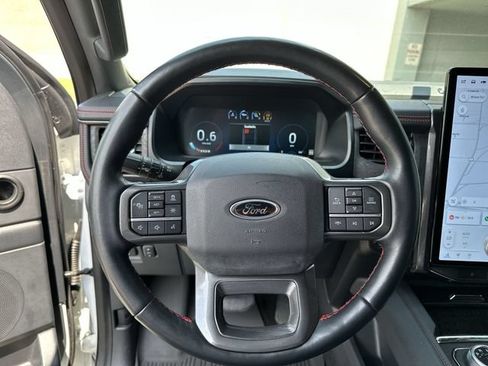 Used 2023 Ford Expedition Limited AWD/4WD image 15