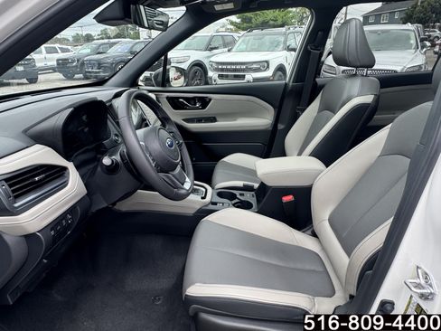Used 2025 Subaru Forester Limited AWD/4WD image 25