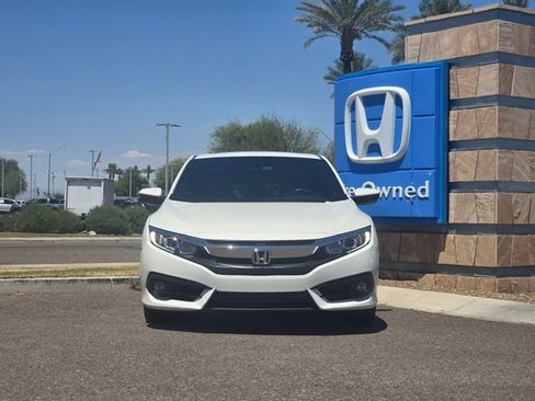 Used 2018 Honda Civic EX-T image 4