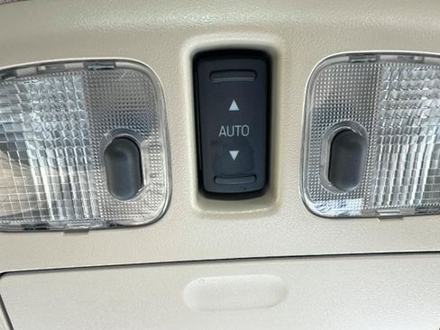 Used 2011 Ford Fusion SE w/ 202A Rapid Spec Order Code FWD image 12