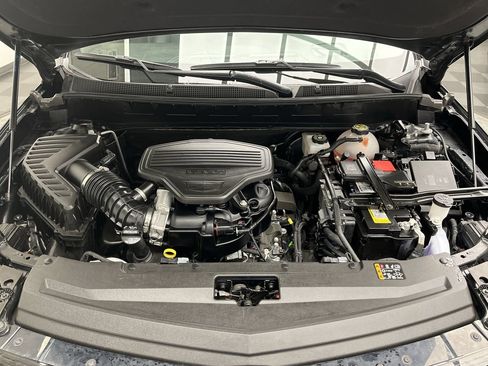 Used 2023 Cadillac XT6 Sport w/ Technology Package image 33