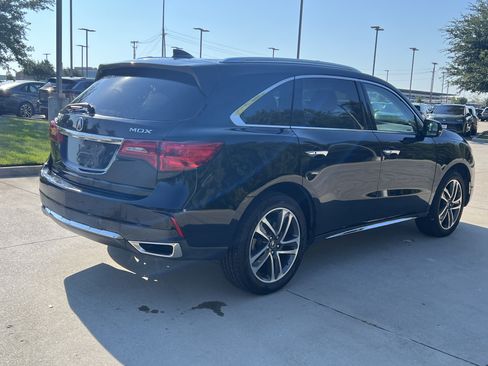 Used 2018 Acura MDX w/ Advance Package FWD image 9