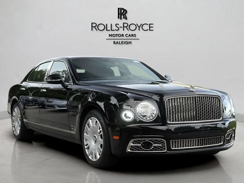 Used 2017 Bentley Mulsanne RWD image 8