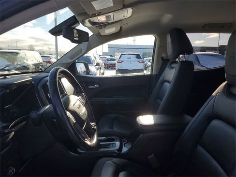 Certified 2022 GMC Canyon AT4 w/ Trailering Package image 17