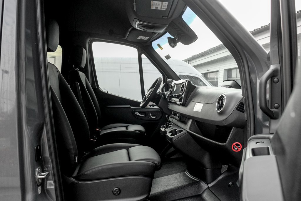 Used 2026 Mercedes-Benz Sprinter 2500 image 21