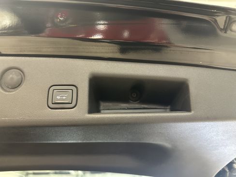 Used 2024 Chevrolet Equinox LT image 28