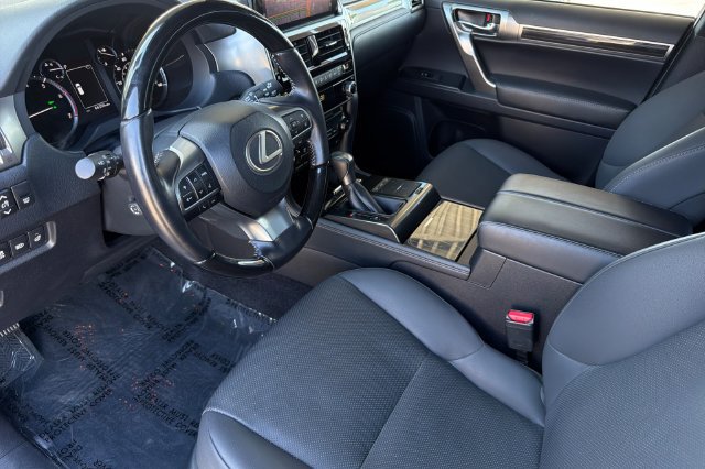 Used 2022 Lexus GX 460 Premium w/ Premium Package AWD/4WD image 10