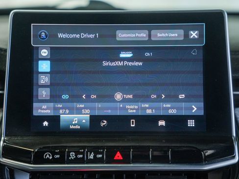 Used 2023 Jeep Compass Latitude image 28