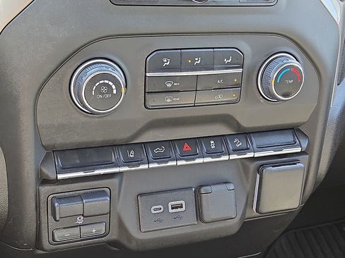 Used 2025 Chevrolet Silverado 2500 Custom w/ Custom Convenience Package image 29