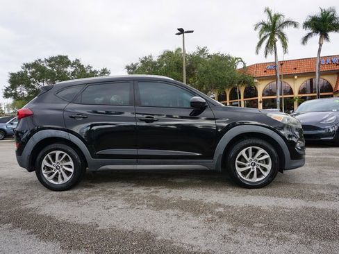 Used 2016 Hyundai Tucson SE w/ Option Group 02 image 14