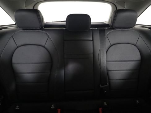 Used 2019 Mercedes-Benz GLC 300 image 14