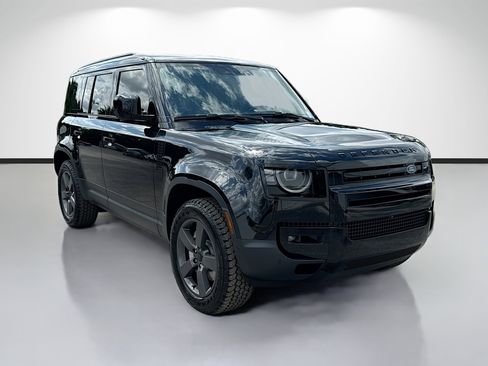 New 2026 Land Rover Defender 110 S AWD/4WD image 7