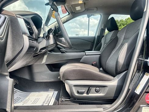 Certified 2022 Nissan Rogue SV image 12