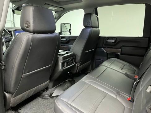 Used 2023 GMC Sierra 3500 Denali w/ Denali Black Diamond Edition AWD/4WD image 46