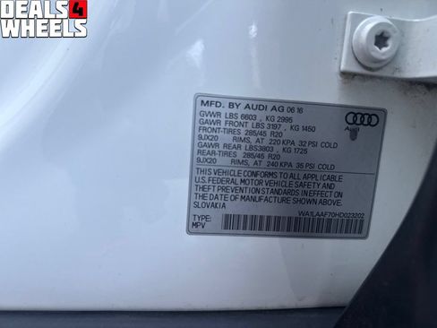 Used 2017 Audi Q7 3.0T Premium Plus AWD/4WD image 29