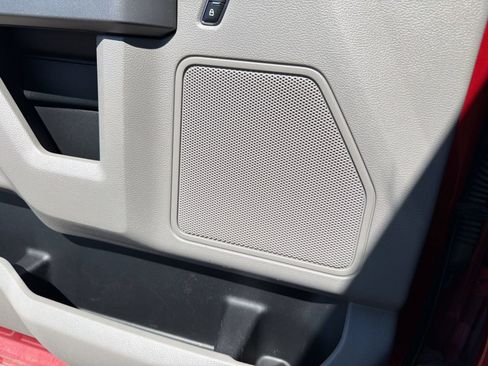 Used 2015 Ford F150 XLT w/ Equipment Group 302A Luxury AWD/4WD image 25