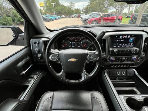 Used 2016 Chevrolet Silverado 1500 LTZ Z71 w/ LTZ Plus Package AWD/4WD image 11
