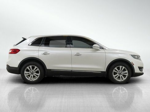 Used 2016 Lincoln MKX Premiere image 6