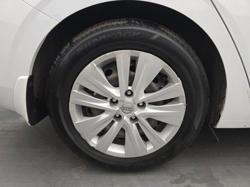 Used 2024 Nissan Sentra S FWD image 20